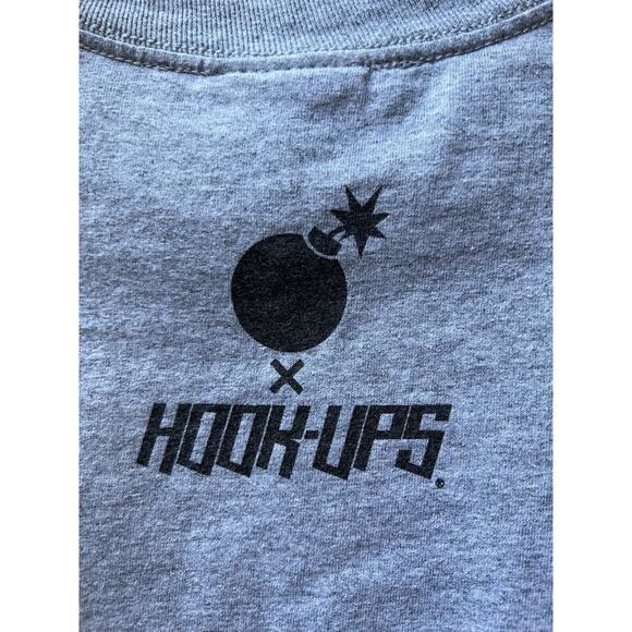 The Hundreds x Hook-Ups Adam Bomb Red Eyes T-Shirt Grey Size Medium 2013 - Picture 8 of 9